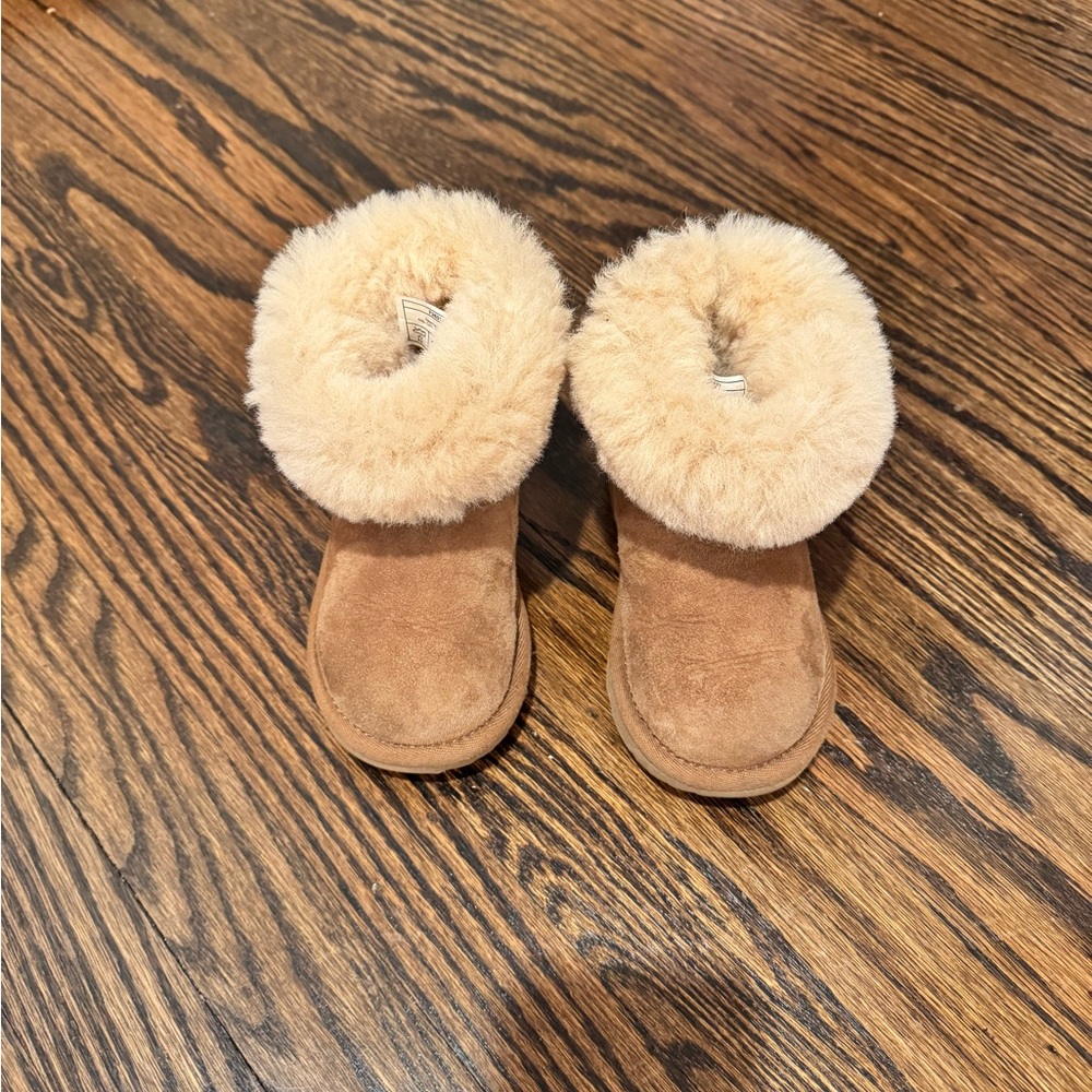 Cozy Tan UGGS Kids Boots